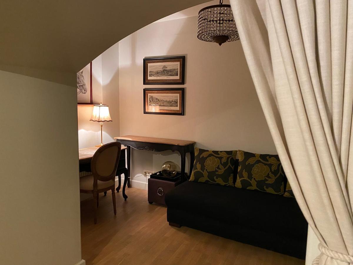 Exclusive Gaono Apartment In The Heart Of Old Town 维尔纽斯 外观 照片